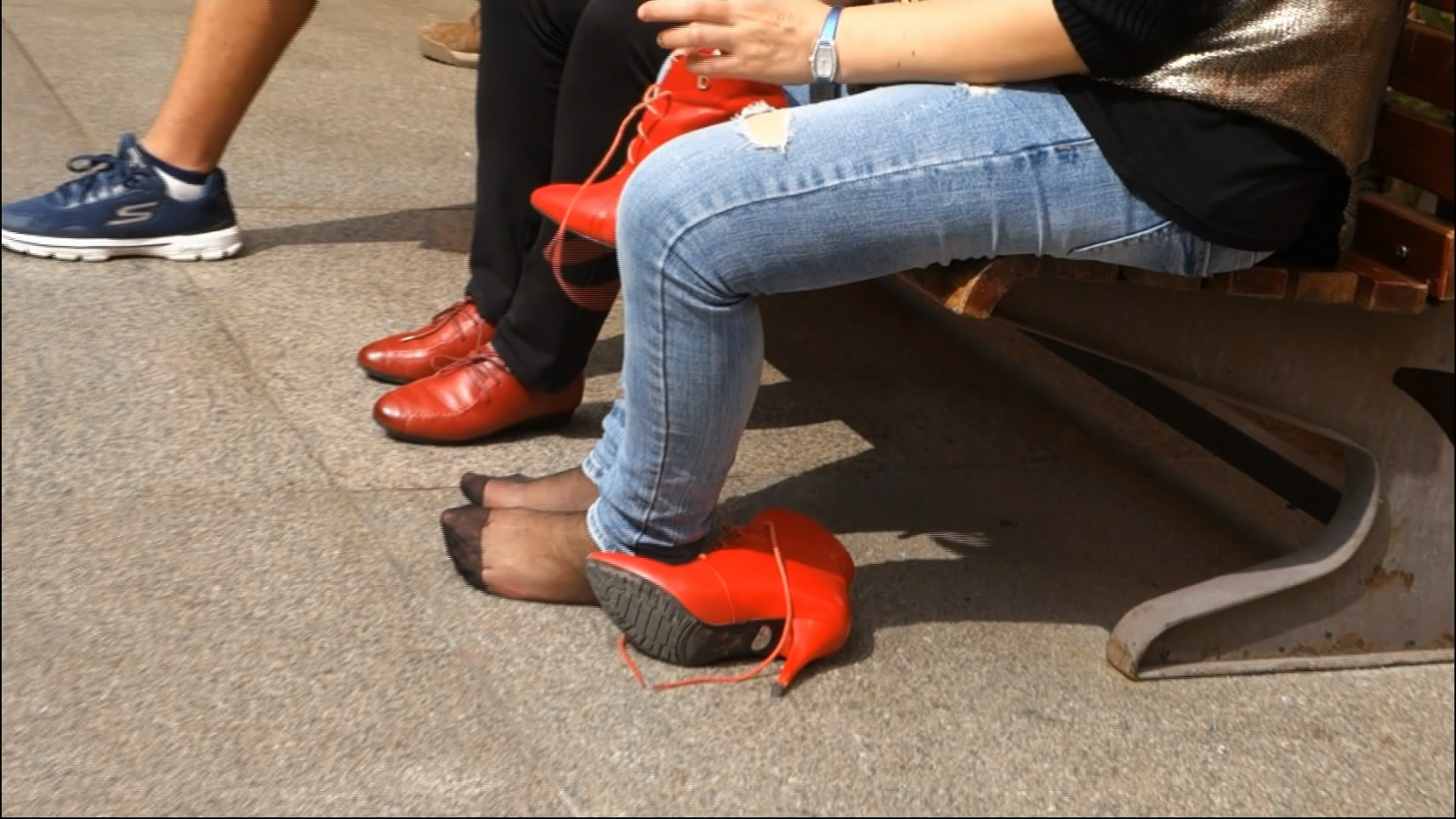 streetsnapnylon[00 01 07][20181204 233428 0]